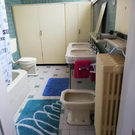 Anglo House Quarto em Acomodações Particulares